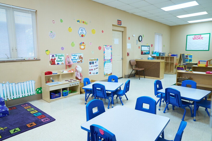 More Photos Of 309 S Scott St, Senatobia Daycare Center For Sale