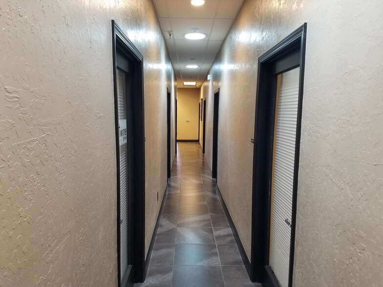 More Photos Of 912 11th St, Modesto Office For Lease