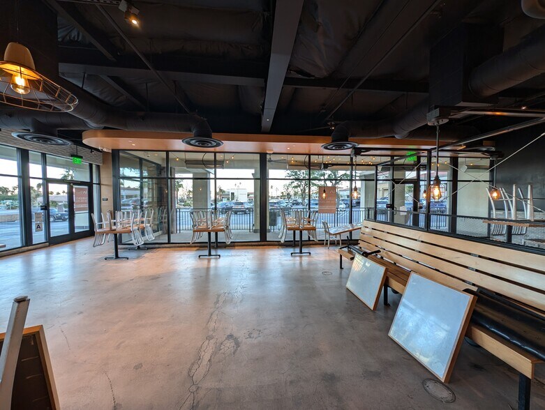 More Photos Of 73547-73575 Highway 111, Palm Desert Storefront For Lease