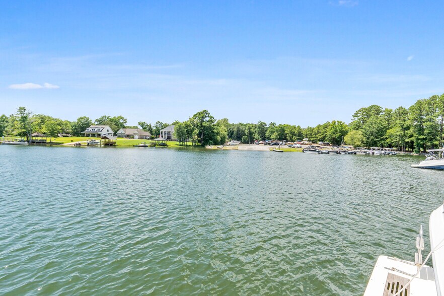 More Photos Of 317 Shadowood Dr, Irmo Flex For Sale