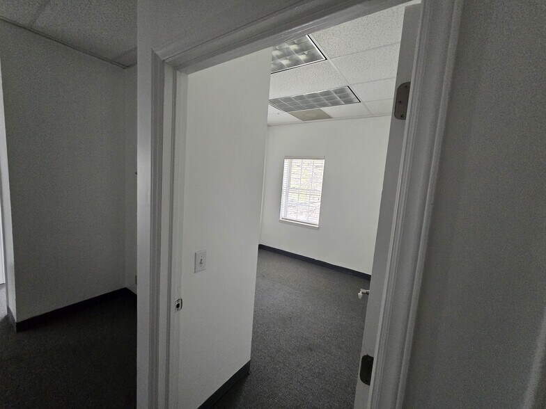 More Photos Of 2730 E WT Harris Blvd, Charlotte Office For Lease