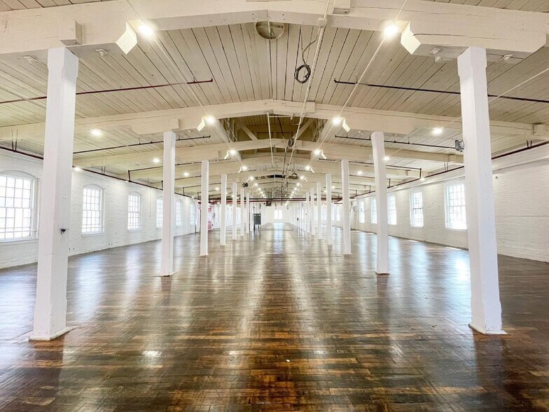 More Photos Of 441 E Market St, York Loft Creative Space For Lease