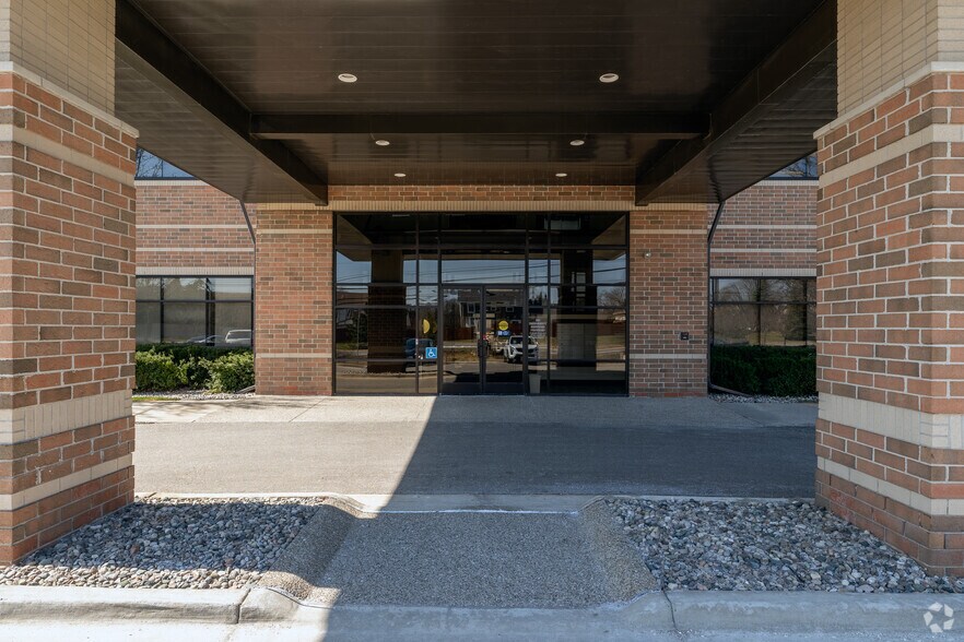 More Photos Of 39475 Lewis Dr, Novi Medical For Lease