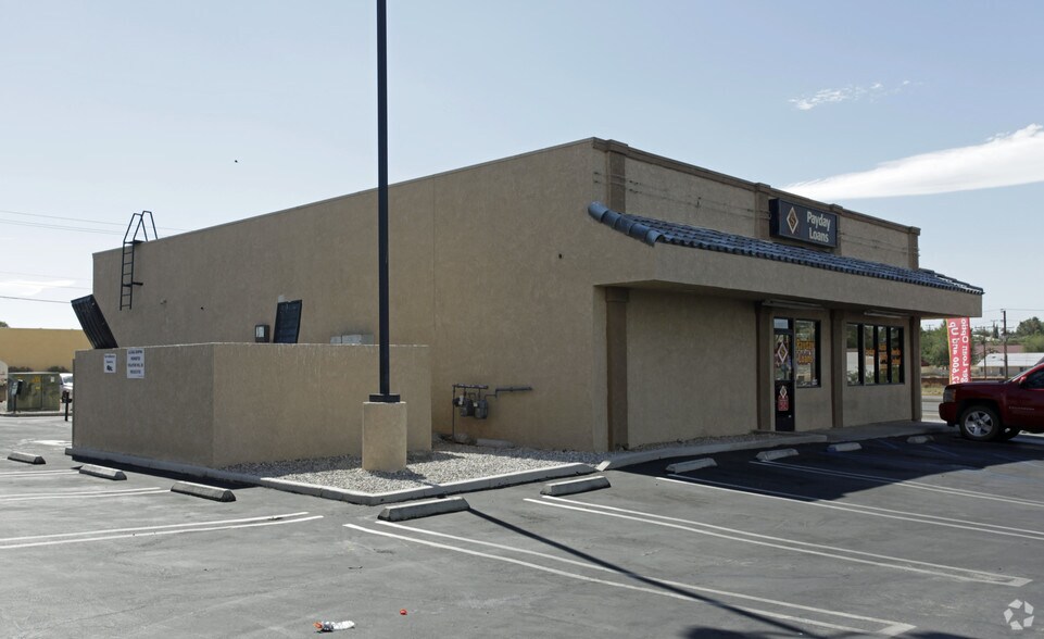 More Photos Of 18768 US Highway 18, Apple Valley Freestanding For Lease