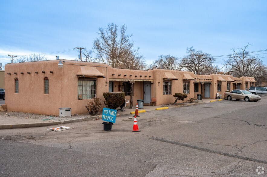 More Photos Of 6851 4th St NW, Los Ranchos De Albuquerque Hotel For Sale