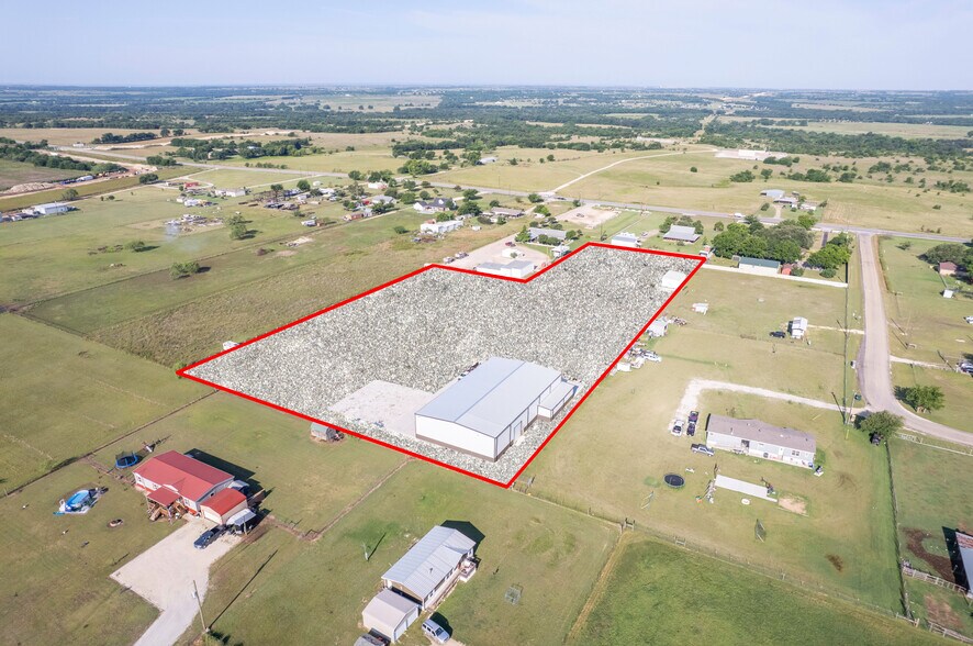More Photos Of 4553 TX-174, Cleburne Industrial For Lease