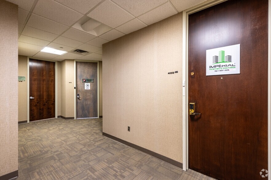 More Photos Of 80 Main St, West Orange Office For Lease