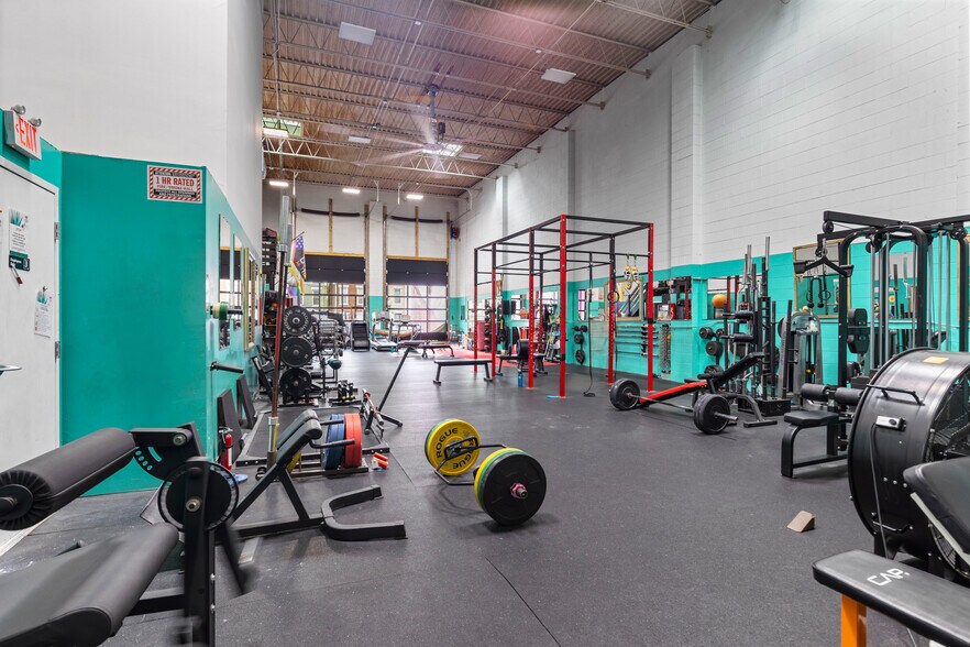 More Photos Of 2614 W Cary St, Richmond Freestanding For Sale