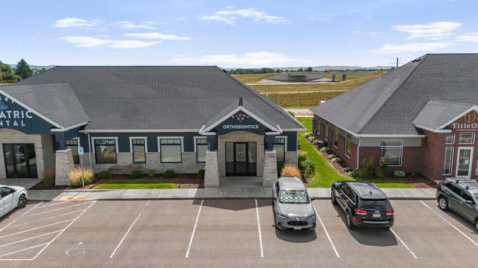 More Photos Of 688 Rigby Lake Dr, Rigby Healthcare For Sale