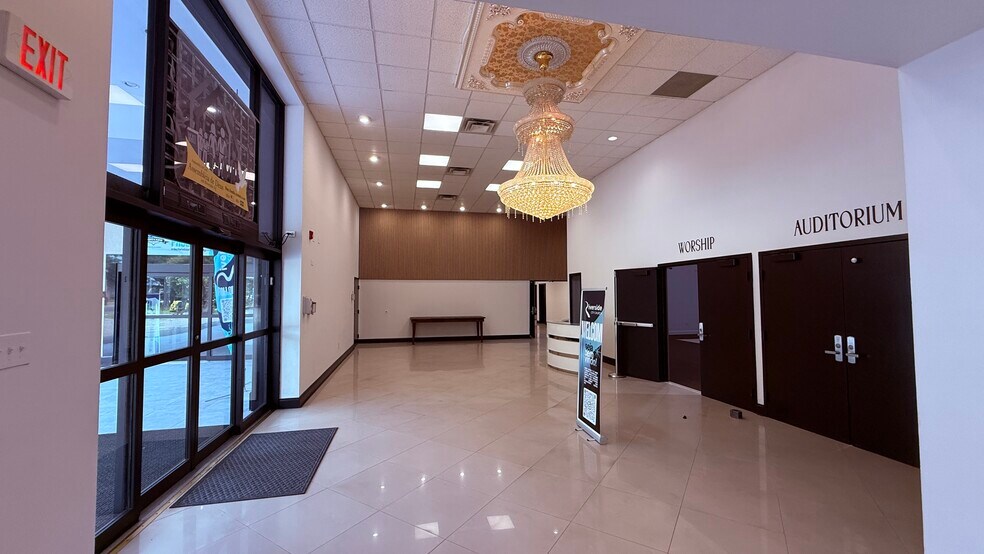 More Photos Of 61 Whittaker St, Riverside Specialty For Sale