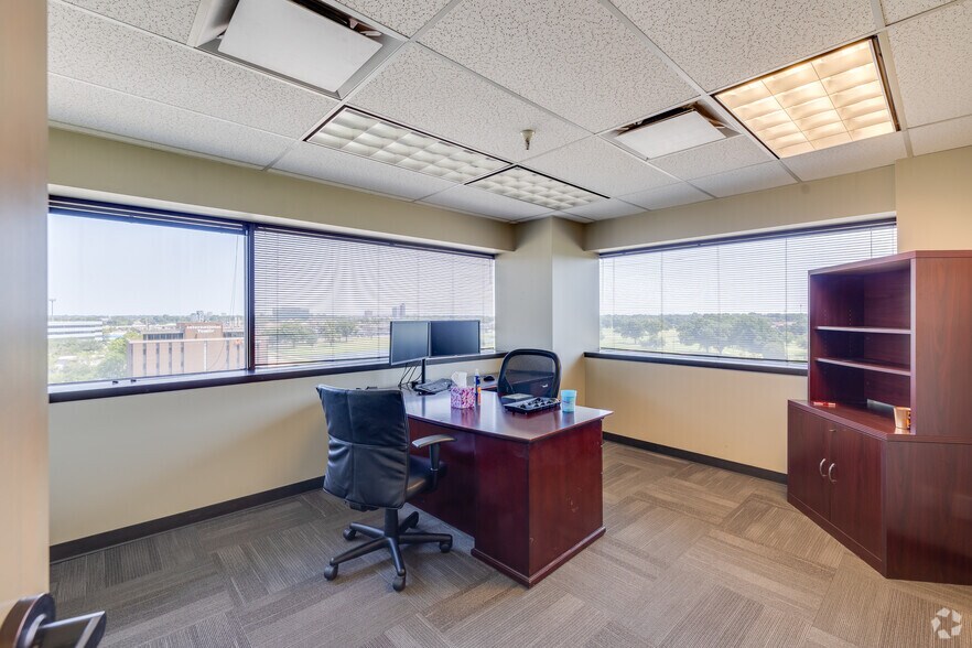 More Photos Of 5314 S Yale Ave, Tulsa Office For Lease