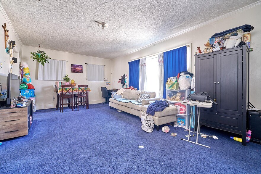 More Photos Of 3262 Monette Pl, Los Angeles Apartments For Sale