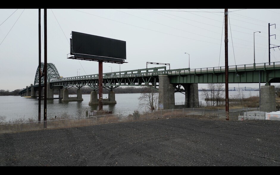 More Photos Of 6425 New State Rd, Philadelphia Land For Lease