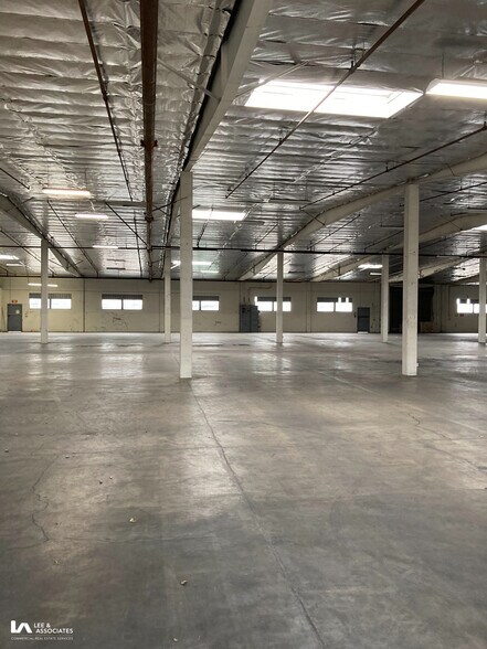 More Photos Of 16400 Garfield Ave, Paramount Warehouse For Lease