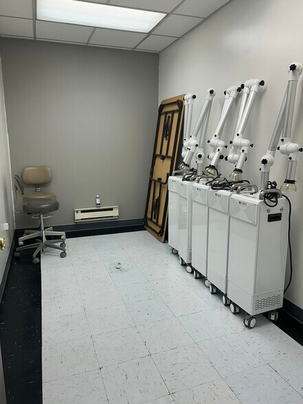 More Photos Of 510 Darby Rd, Havertown Medical For Sale