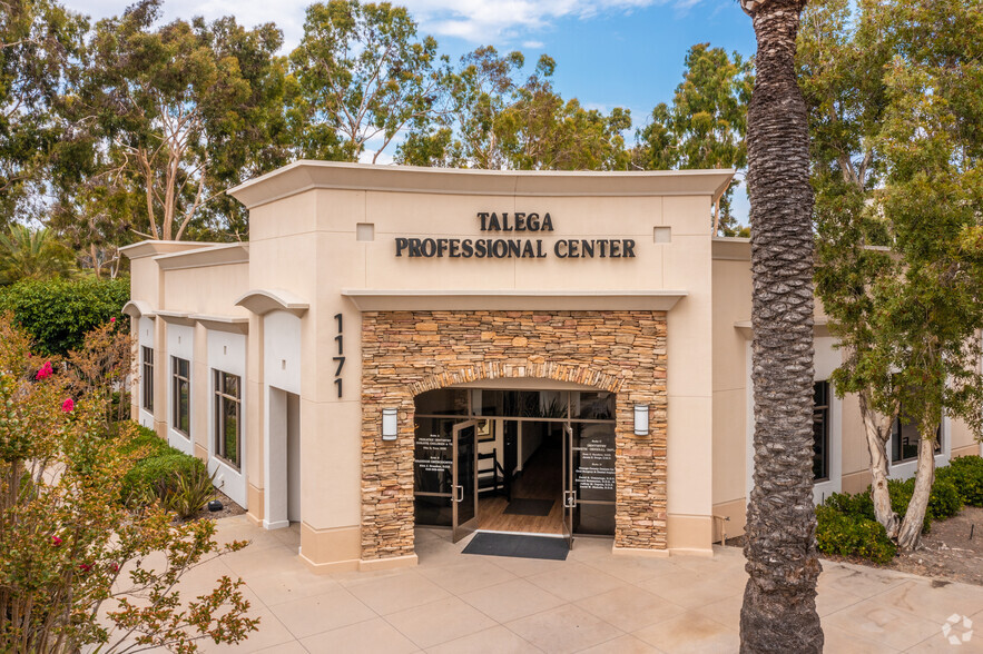 Primary Photo Of 1171 Puerta Del Sol, San Clemente Medical For Lease