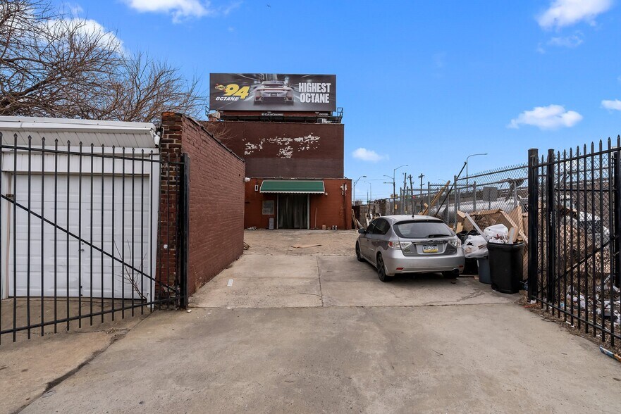 More Photos Of 2814-2818 E Allegheny Ave, Philadelphia Storefront Retail Office For Lease