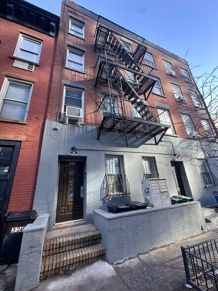 More Photos Of 318 Bond St, Brooklyn Apartments For Sale