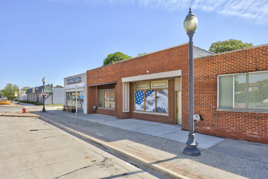 More Photos Of 24354 John R Rd, Hazel Park Flex For Sale