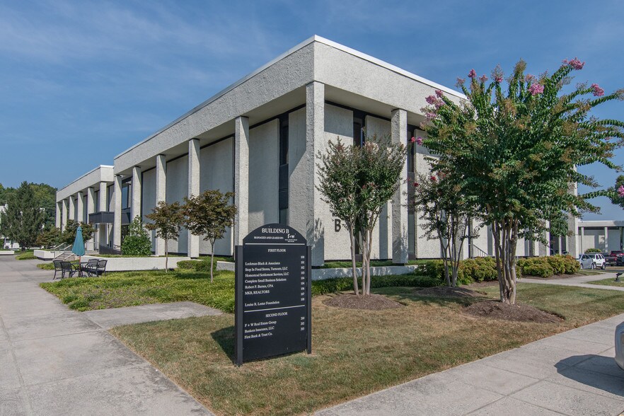 More Photos Of 3130 Chaparral Dr, Roanoke Office For Lease