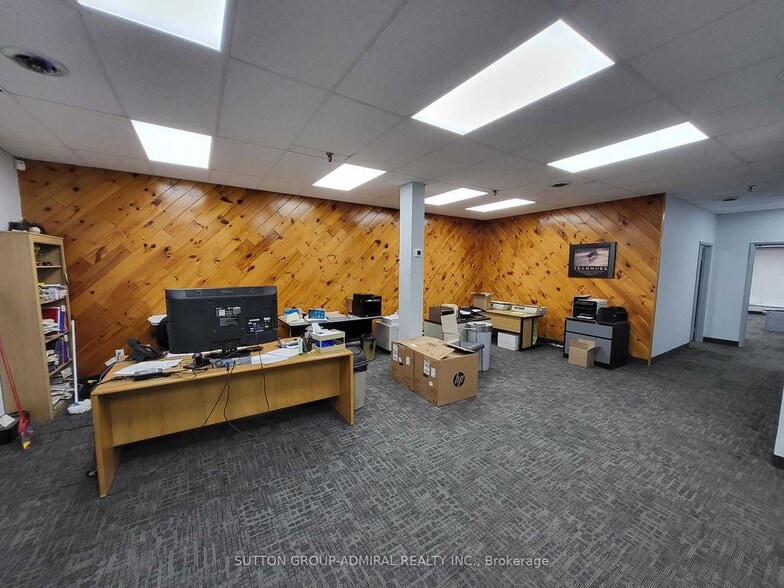 More Photos Of 205-215 Dolomite Dr, Toronto Warehouse For Sale