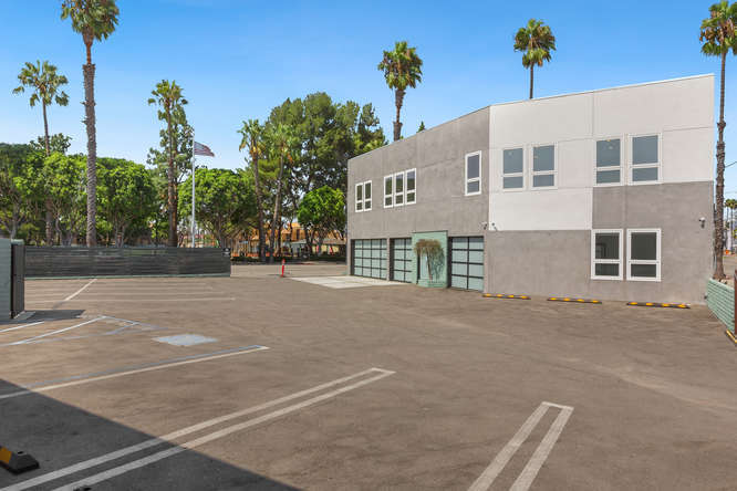 More Photos Of 11101 Washington Blvd, Culver City Coworking Space