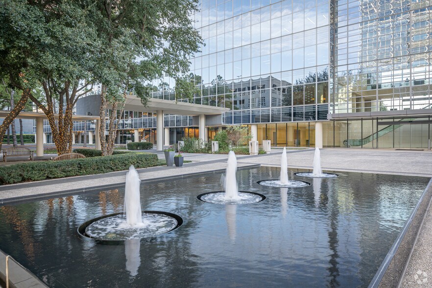 More Photos Of 2101 CityWest Blvd, Houston Office For Lease