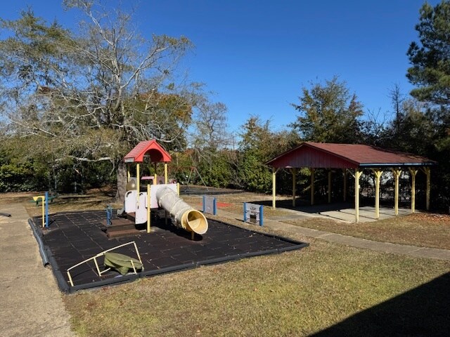 More Photos Of 511 Wilson Ave, Spring Lake Specialty For Sale