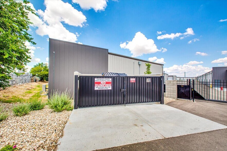 More Photos Of 501 Del Dr, Jerome Self Storage For Sale