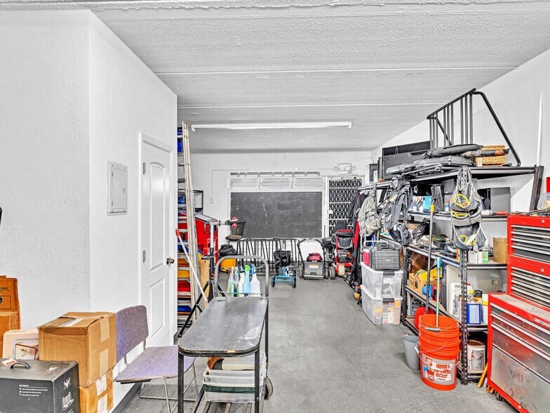 More Photos Of 571-573 SW 27th Ave, Fort Lauderdale Freestanding For Sale