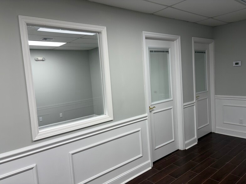 More Photos Of 3601 SE Ocean Blvd, Stuart Office For Lease