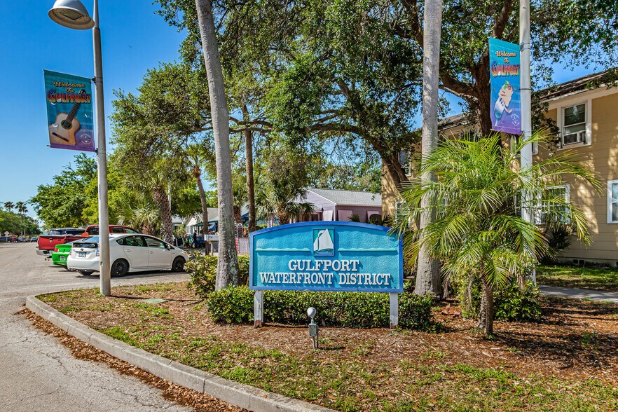 More Photos Of 3025 54th St S, Gulfport Apartments For Sale