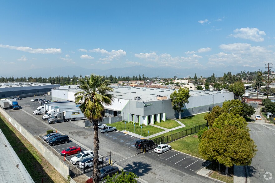 More Photos Of 347 S Stimson Ave, City Of Industry Warehouse For Lease