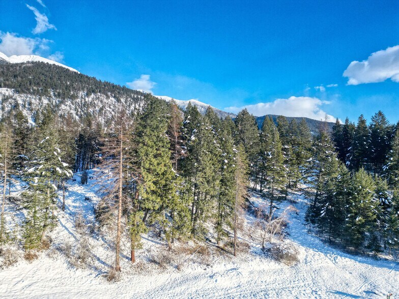 More Photos Of 935 Yeoman Hall Road, Kalispell Land For Sale