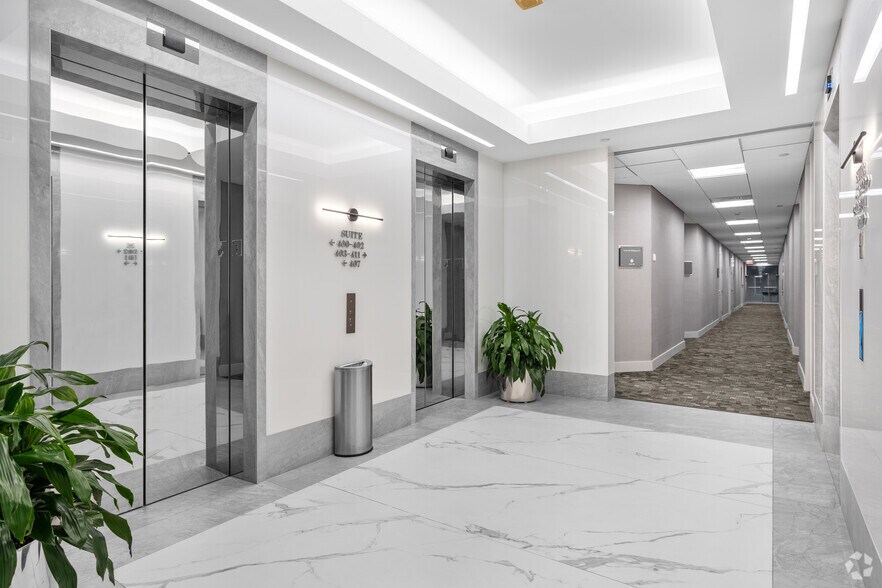 More Photos Of 19495 Biscayne Blvd, Aventura Office For Lease