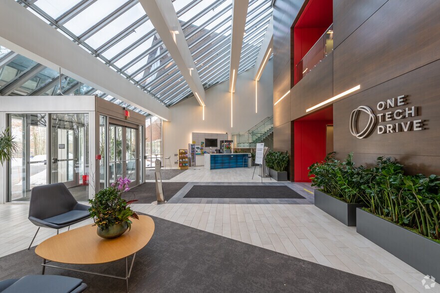 More Photos Of 1 Tech Dr, Andover Office For Lease
