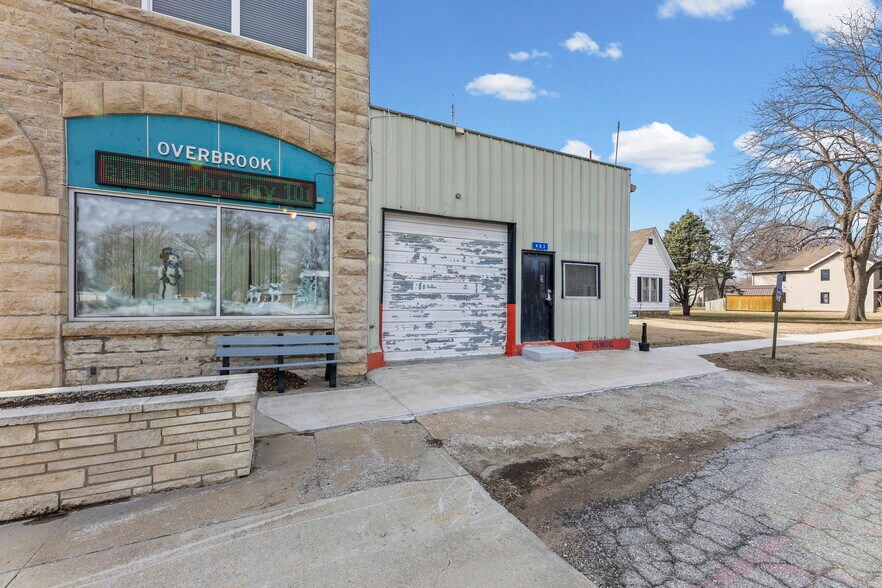 More Photos Of 403 Maple St, Overbrook Industrial For Sale