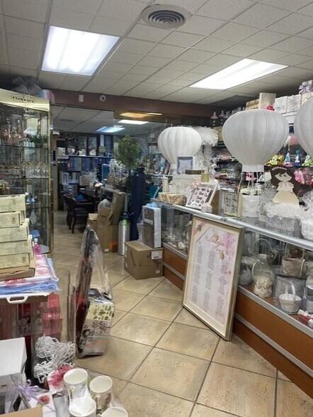 More Photos Of 2049-2053 Flatbush Ave, Brooklyn Office For Lease