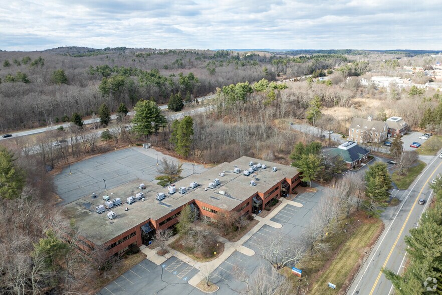 More Photos Of 239 Littleton Rd, Westford Office For Sale