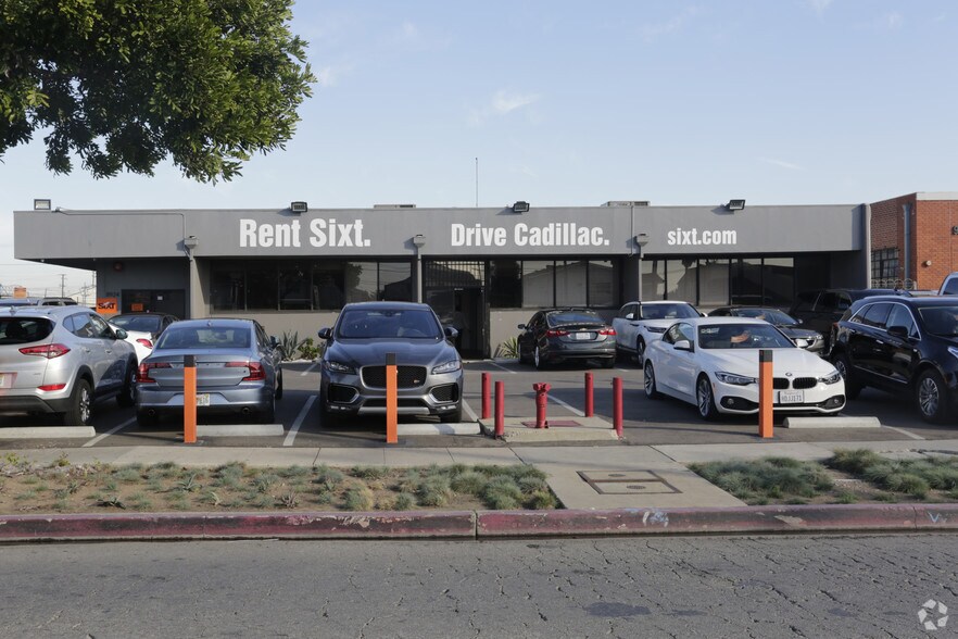 More Photos Of 8924 Bellanca Ave, Los Angeles Unknown For Lease