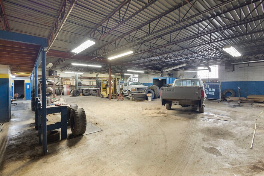 More Photos Of 3349 E End Ave, South Chicago Heights Industrial For Sale