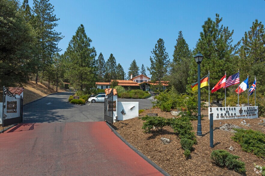 Hwy 41 & Victoria Ln, Oakhurst, CA 93644 Land For Sale