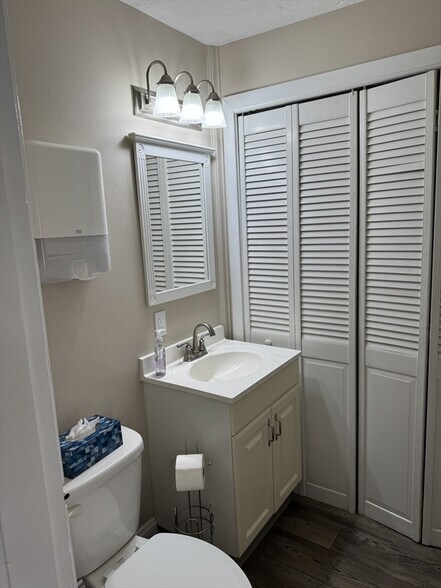 More Photos Of 622 Boston Rd, Billerica Freestanding For Lease