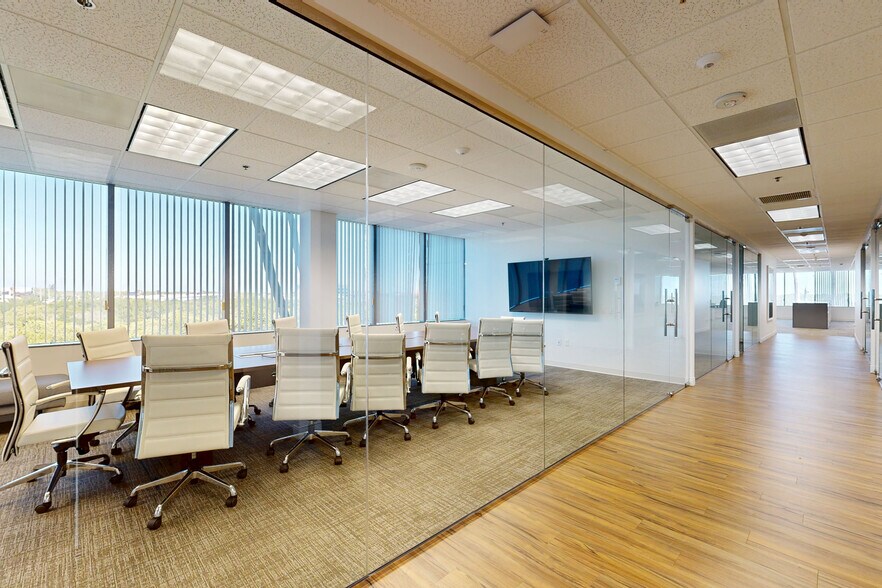 Primary Photo Of 17755 US Highway 19, Clearwater Unknown For Lease