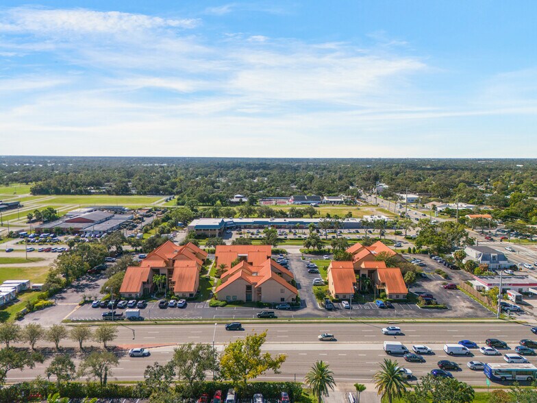 More Photos Of 2831 Ringling Blvd, Sarasota Medical For Sale