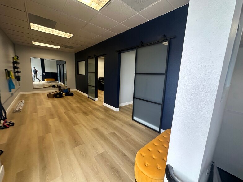 More Photos Of 861 Harold Pl, Chula Vista Research And Development For Sale