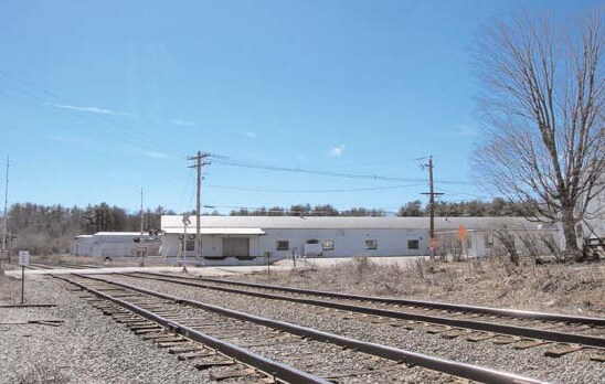 More Photos Of 16 Swamscott St, Newfields Warehouse For Lease