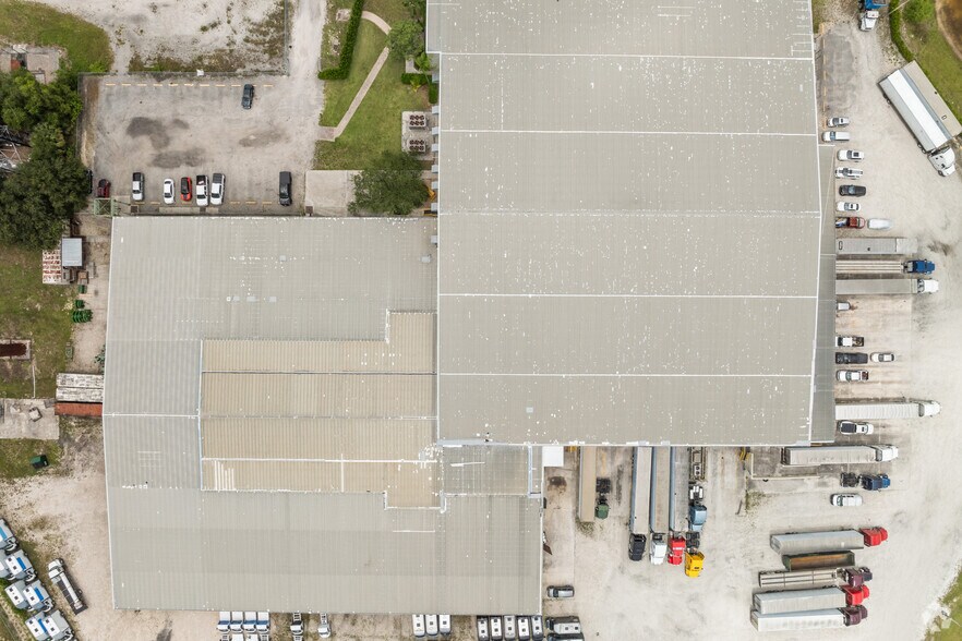 More Photos Of 4003 Seminole Pratt Whitney Rd, City Of Westlake Refrigeration Cold Storage For Lease