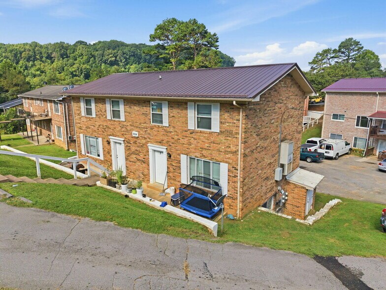 More Photos Of 944-944 Chadwick Dr, Kingsport Apartments For Sale