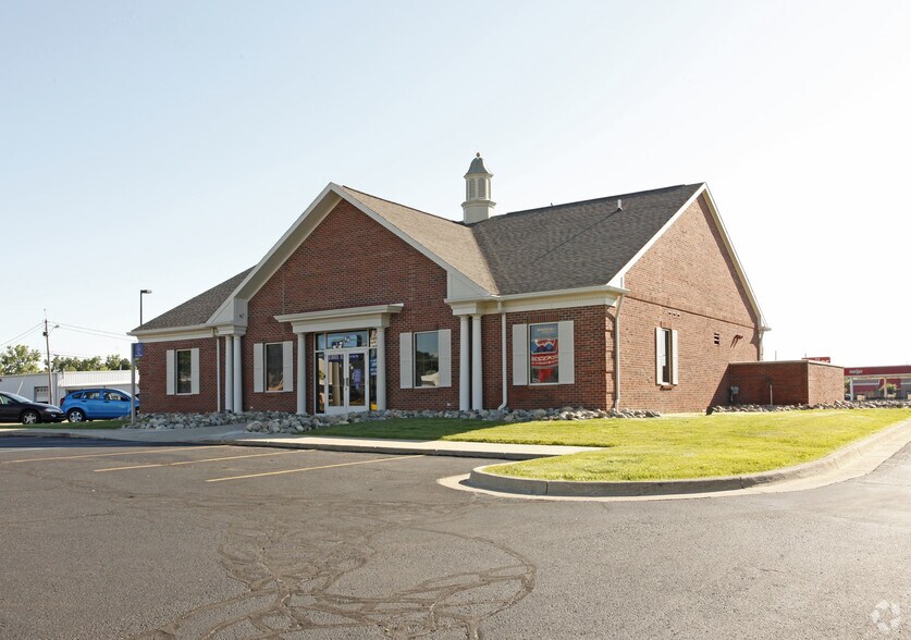 More Photos Of 3245 E Michigan Ave, Jackson Bank For Sale